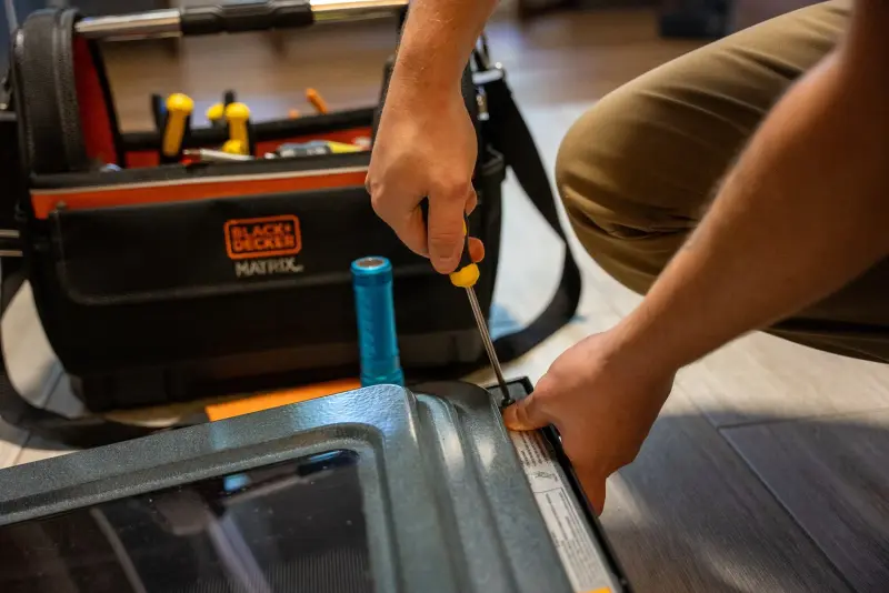 Mr. Fixer technician: appliance installation